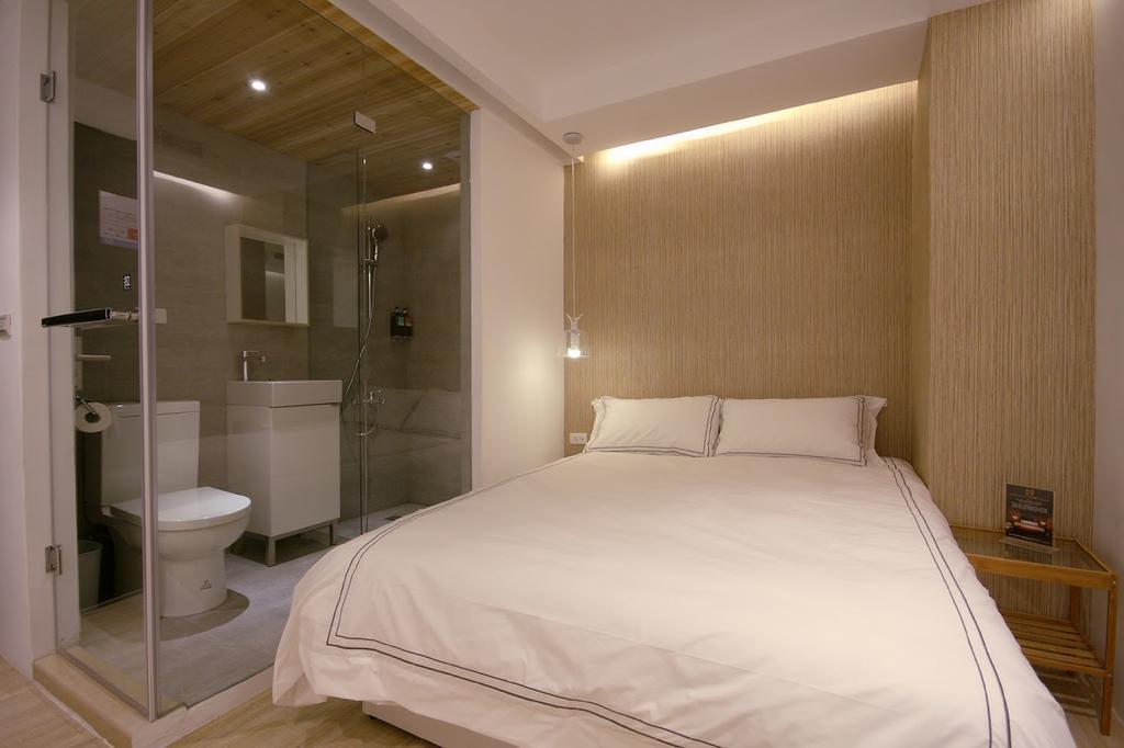 Mini West Hotel Taichung Buitenkant foto